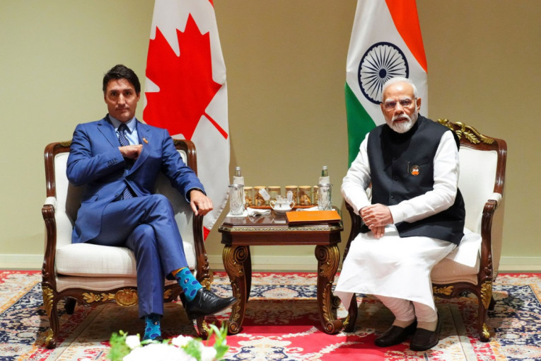 Indija suspendovala izdavanje viza za Kanađane! Napetost između dve zemlje sve veća
