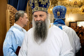 „Bez pravoslavne vere i Crkve nije moguće zamisliti Srbina“: Poruka patrijarha Porfirija iz Zvornika