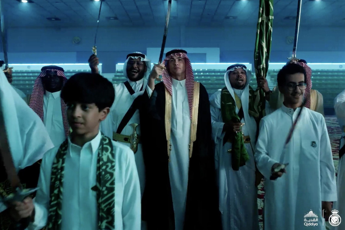 Sve u rok službu: Ronaldo u centru pažnje nacionalnog praznika u Saudijskoj Arabiji! (Video)