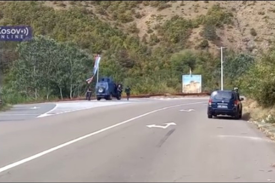 Hitno saopštenje Eparhije raško-prizrenske: Naoružani ljudi sa blindiraim vozilom upali u manastir Banjska