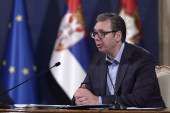 Vučić: Nudim sve drugačije od opozicije - nisu se setili da izgrade škole, bolnice i puteve