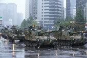 Čime se sve Južna Koreja pohvalila na vojnoj paradi? Pokazali moćne tenkove, raketne sisteme i brojno drugo oružje (VIDEO/FOTO)