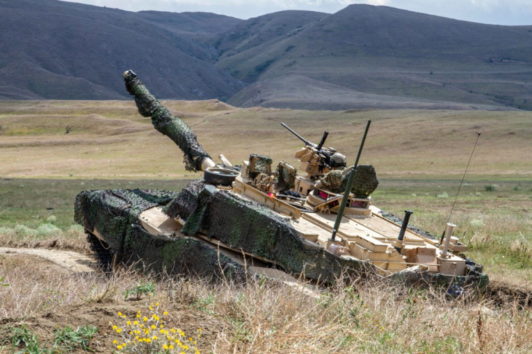 Kijev razočaran "abramsima": Ukrajinski vojnici otkrili slabe tačke američkih tenkova - nisu predviđeni za naš rat! (VIDEO)