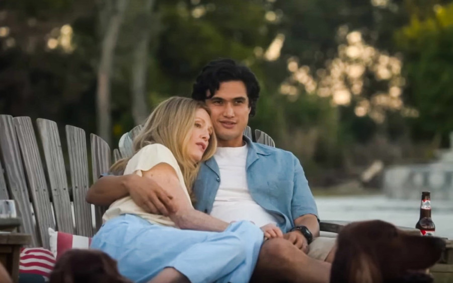 Džulijen Mur i Natali Portman u šokantnoj istinitoj priči o skandaloznom braku i seksualnom zlostavljanju (FOTO/VIDEO)