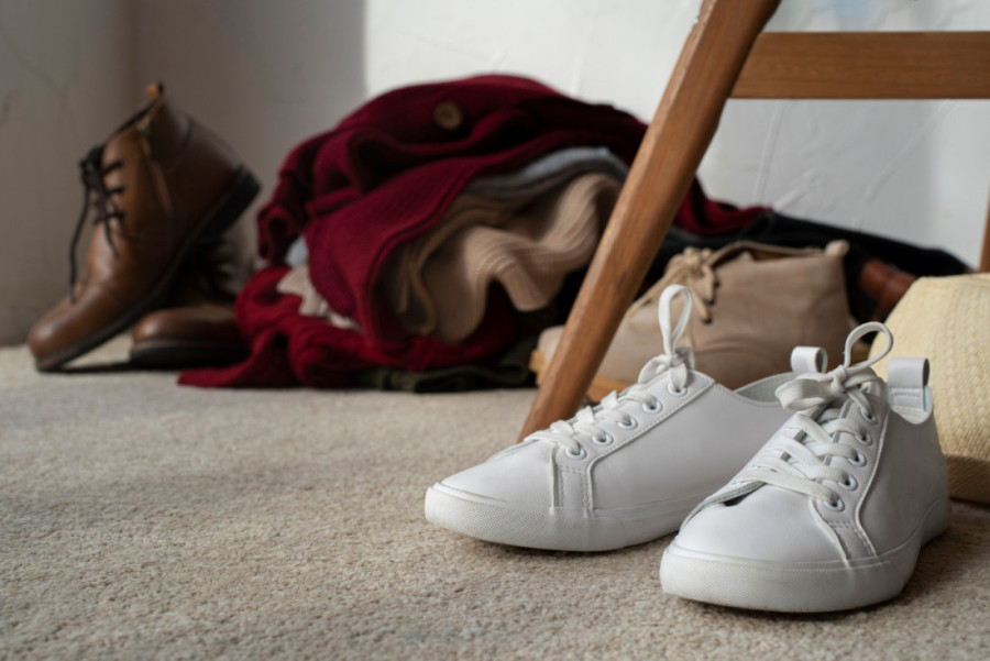 Od ukrašavanja jelke paučinom do spaljivanja smeća: Otkrijte 10 najzanimljivijih božićnih običaja iz celog sveta - neki su baš bizarni