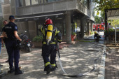 Požar na Novom Beogradu: Vatrena stihija zamalo da proguta restoran! (FOTO/VIDEO)