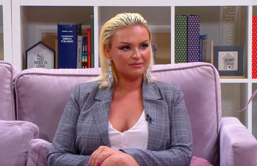 Srpska pevačica priznala da je biseksualka: Raskinula sa devojkom, pa razotkrila samu sebe!