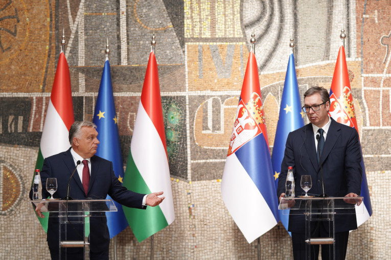 Vučić i Orban u poseti Slovačkoj: Obići će ranjenog premijera Roberta Fica
