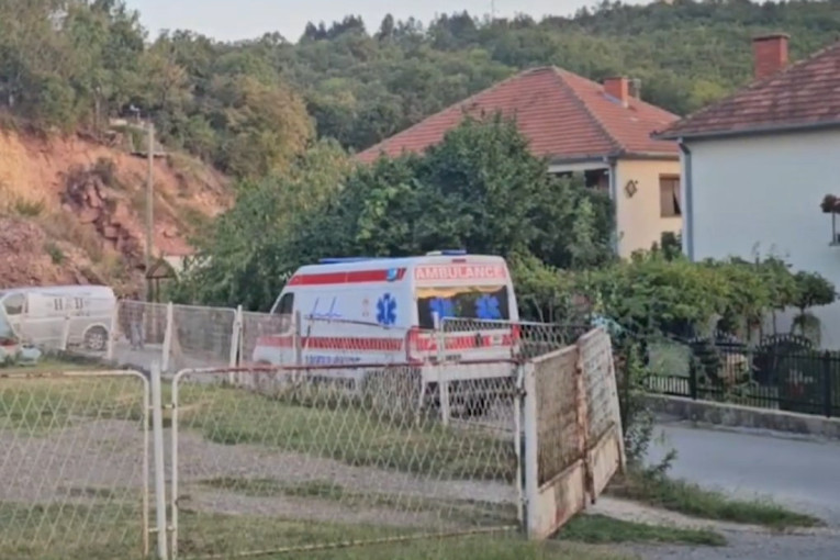Tela dvojice ubijenih Srba stigla u Leposavić: Potresne scene ispred kuća heroja iz Banjske (VIDEO)