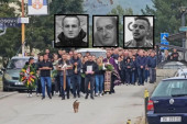 Slava junacima: Kolone ljudi ispratile na večni počinak Srbe ubijene u Banjskoj (FOTO/VIDEO)