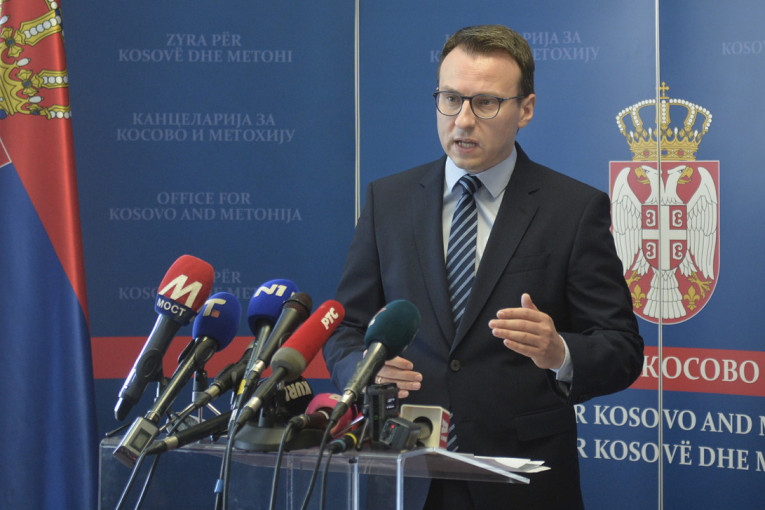 Petković razgovarao sa Makovcem o političko-bezbednosnoj situaciji na KiM