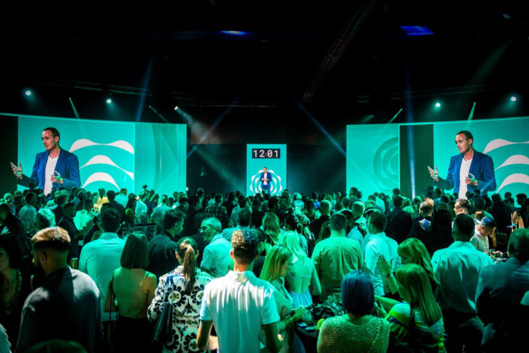 Ekskluzivno: Otkrivamo koji je to revolucionarni uređaj koji će zameniti cigarete