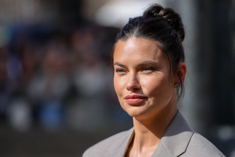 Adrijana Lima žrtva prevare! Oglasila se zabrinuto: Osoba traži novac i lične podatke!