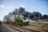 Nema nastave  u Antunovcu i Ivanovcu: Zbog požara u Osijeku vazduh zagađen, veliki problem za stanovništvo (FOTO)