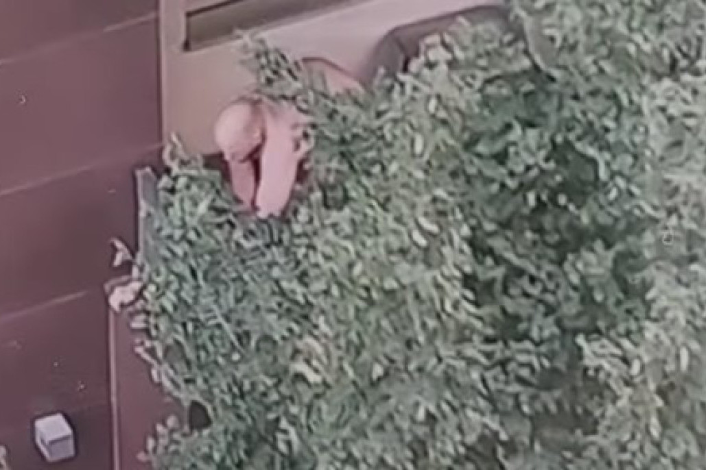 Albanac pokušao da baci ženu sa terase: Drama u centru Beograda! (VIDEO)