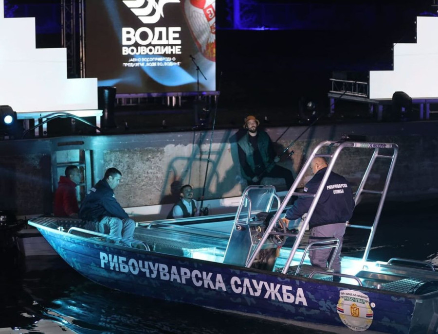 Na novosadskoj prevodnici obeležen jubilej JP "Voda Vojvodine": Vučеvić - od nas zavisi kakvе ćе nam biti obalе (FOTO)