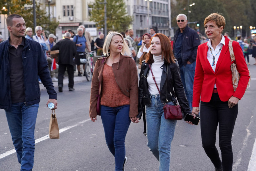 Završen 23. politički protest u Beogradu: Malobrojne pristalice dela opozicije se razišle