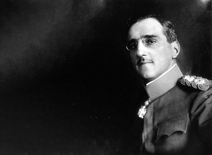 Otisak sa mrtvog lica kralja Aleksandra I Karađorđevića prvi put u javnosti: Izložba kakvu Srbija do sada nije videla (FOTO)