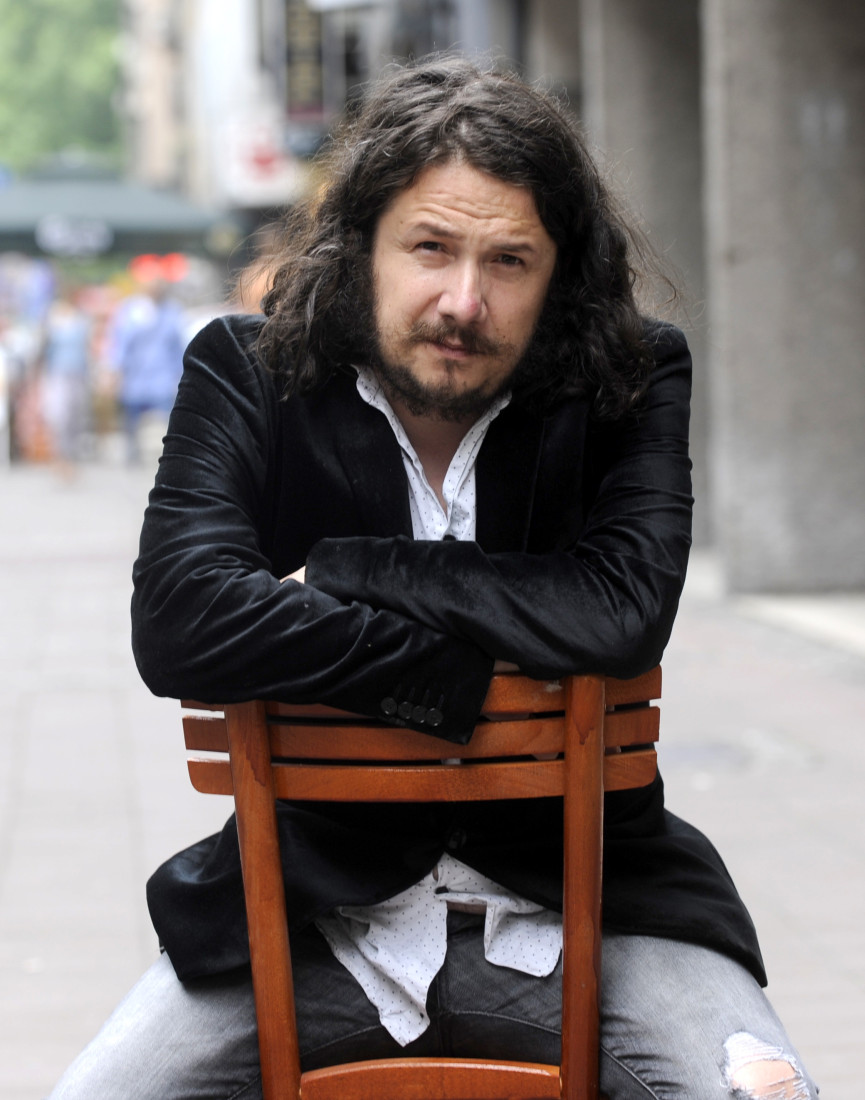 Nagrada "Vladan Desnica" Muharemu Bazdulju: Jedino književno priznanje u Srbiji koju pisci dodeljuju piscima