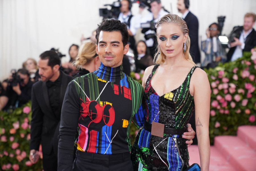 "To su bili najgori dani u mom životu"! Zvezda "Igre prestola" o razvodu od muzičara: Zbog dece sam osećala krivicu