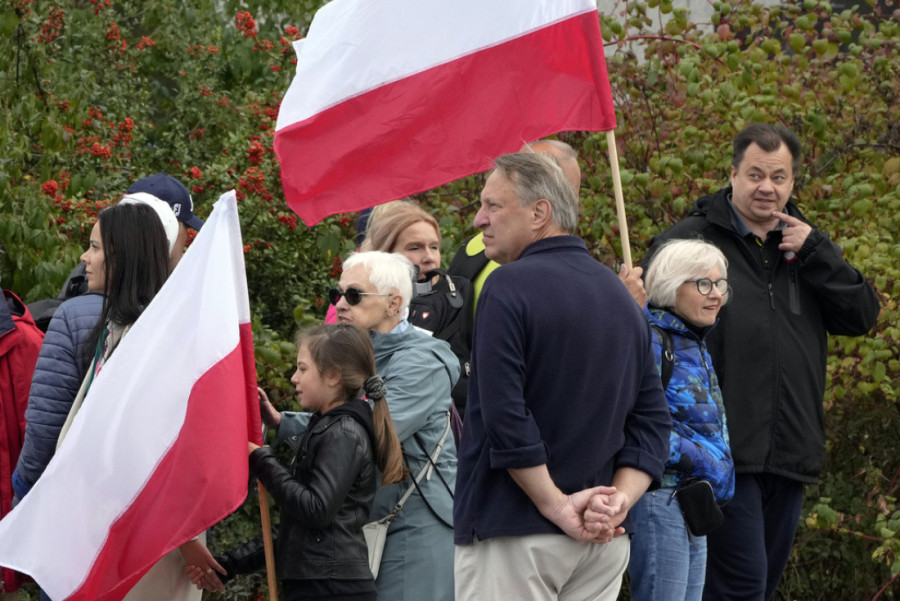 Poljsku čekaju najneizvesniji izbori do sada: Tesna trka između vladajuće stranke i opozicije, a sve bi mogla da pokvari jedna mala stranka