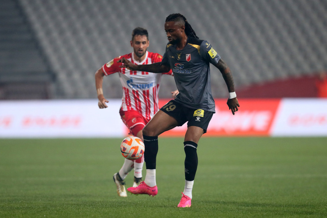 Vratio se fudbaler zbog kog je Srbija strepela: Pamtiću celog života ovaj aplauz i ulazak na teren!