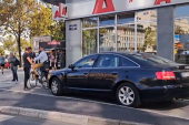 Drama u Novom Sadu: Vozač "audija" pretio biciklisti, umalo nije došlo do fizičkog sukoba (VIDEO)