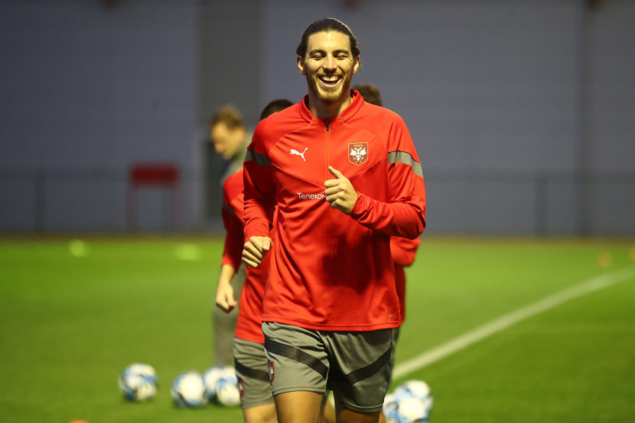 Srpski defanzivac spreman da "ratuje"! Sve za reprezentaciju i za plasman u Nemačku