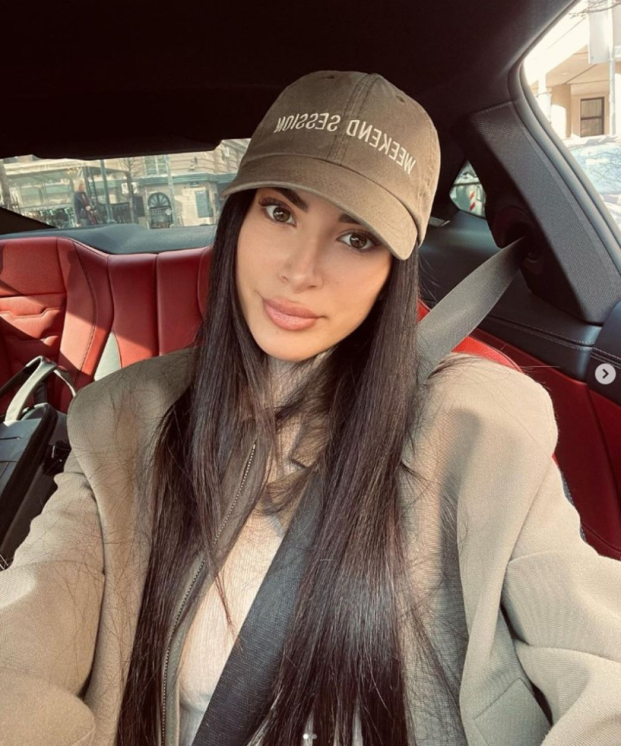 Pevačica prebledela zbog Karleuše: Negirala da je s Duškom Tošićem, a sada je ovo odalo istinu o njihovom odnosu!