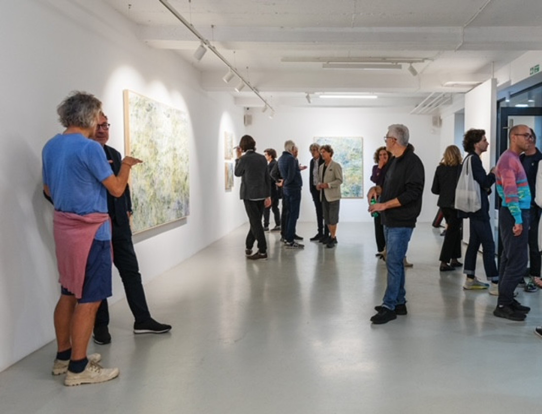 "Apstraktno slikarstvo nije mrtvo": Otvorena izložba "Lirski procesi" u galeriji Novembar