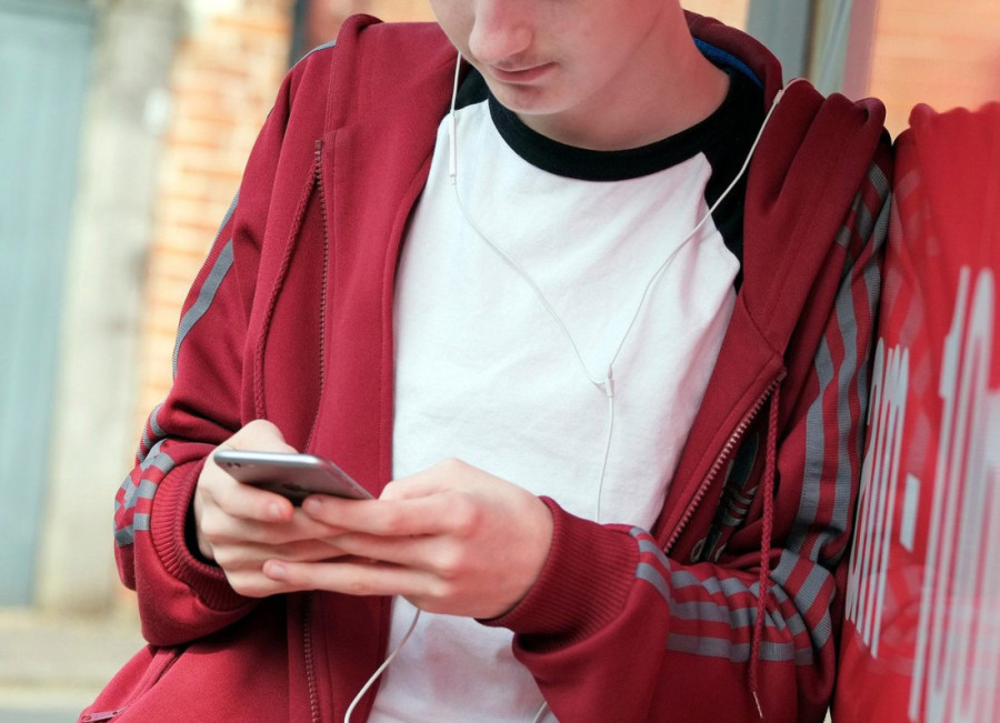 Bizaran trend: Uče decu da nose skupu garderobu kako ne bi manje vredela od bogatih vršnjaka!