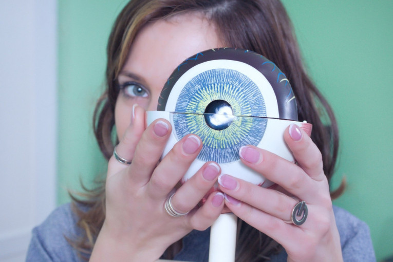 Obeležen Svetski dan vida: Država planira povećanje broja oftalmoloških pregleda i dodatnu specijalizaciju oftalmologa