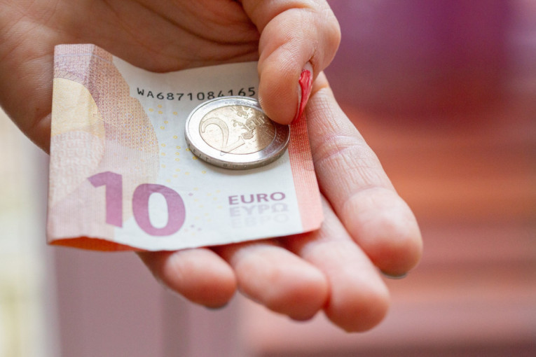 Narodna banka Srbije objavila podatke: Kurs dinara prema evru za 29. decembar!
