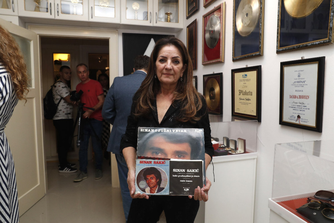 Bolna ispovest udovice Sinana Sakića, zbog ovoga je morala da uzme pare na kamatu: "Niko nije hteo da pomogne!"