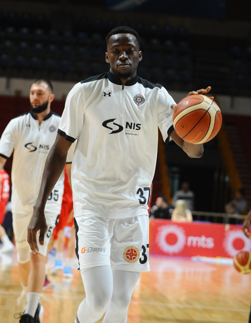 Bivši igrač Partizana stigao kod Nikole Jokića! Denver u akciji - otpustiš trojicu, potpišeš trojicu!