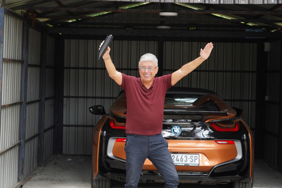 Ovu imovinu je stekao Saša Popović tokom života: Vozni park, vila na Bežanijskoj kosi, jahta, a ovoliko je zaradio (FOTO)