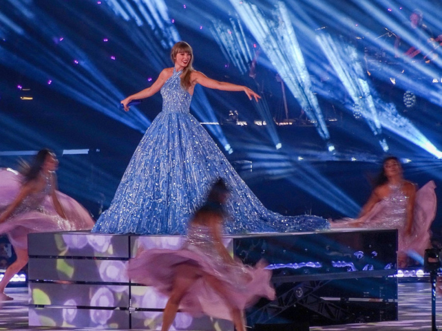 Film o famoznoj turneji Tejlor Svift za samo dva dana oborio sve rekorde: Zarada koju niko nije mogao da zamisli (FOTO/VIDEO)