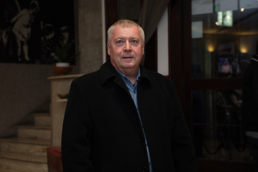 Novi roman Miloša Latinovića „Avion za ponoć“ u prodaji: Karta za drugačiji pravac