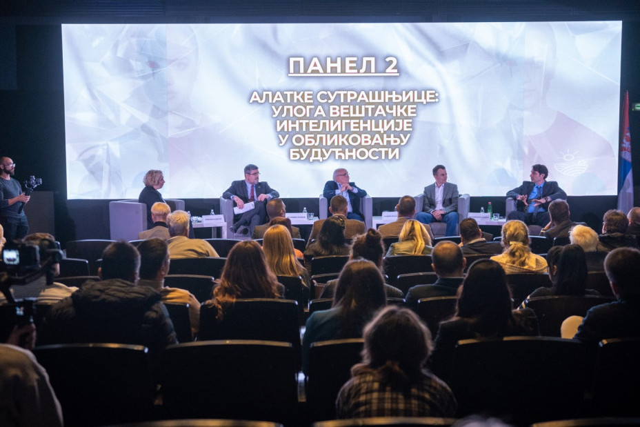 U Novom Sadu održana prva međunarodna konferencija o ulozi veštačke inteligencije