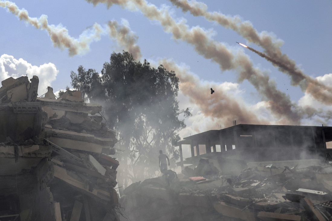 Izrael raketirao Hezbolah! Ratni helikopter pogodio terorističku bazu koja se spremala da ispali raketu (VIDEO)