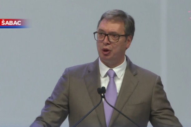 SNS obeležio 15 godina od osnivanja! Vučić: Boriću se za Srbiju, KiM i naš narod na KiM (FOTO/VIDEO)