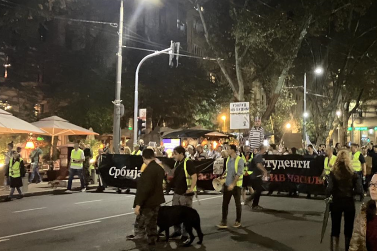 Završen politički protest u Beogradu: Malobrojni opozicionari se razišli (FOTO)