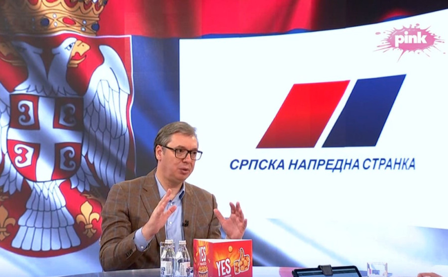 Predsednik Vučić o aktuelnim temama: Ljudi da ne brinu, neće biti sankcija, Srbija će da nastavi da gura čineći velike uspehe