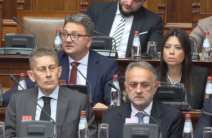 Skupština zaseda: Ministri obrazlažu predloge zakona, na dnevnom redu 60 tačaka