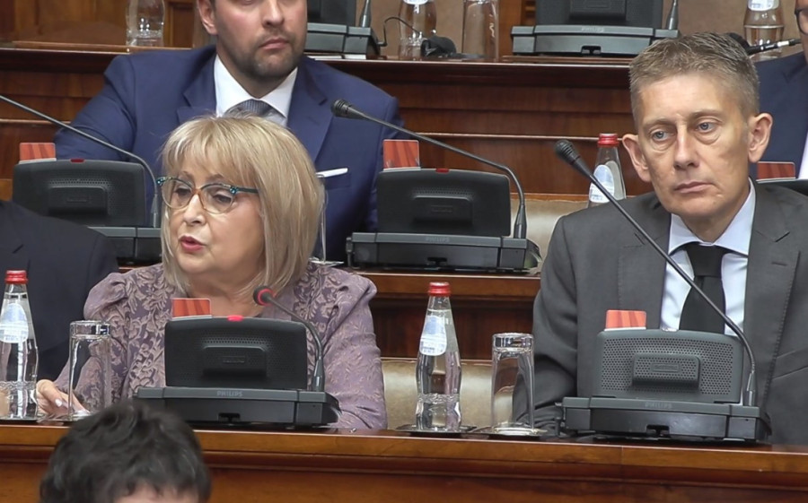 Skupština zaseda: Ministri obrazlažu predloge zakona, na dnevnom redu 60 tačaka