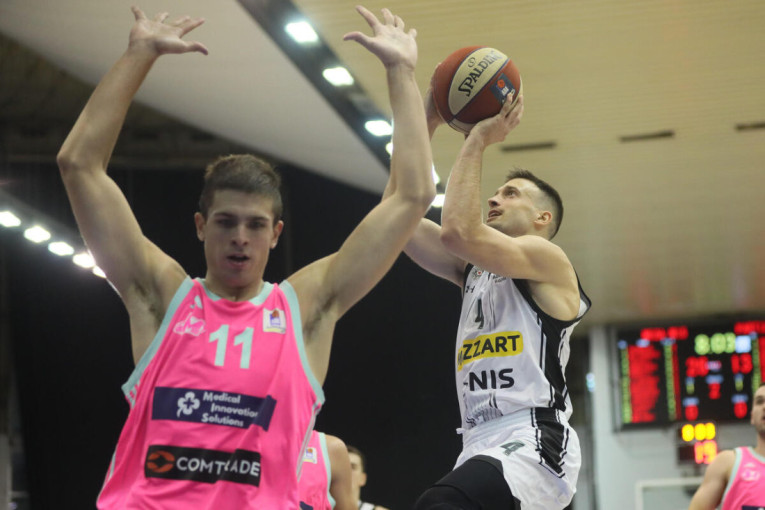 Mega šok za Partizan pred derbi! Senzacija - Valjak pao uz zvuk sirene!