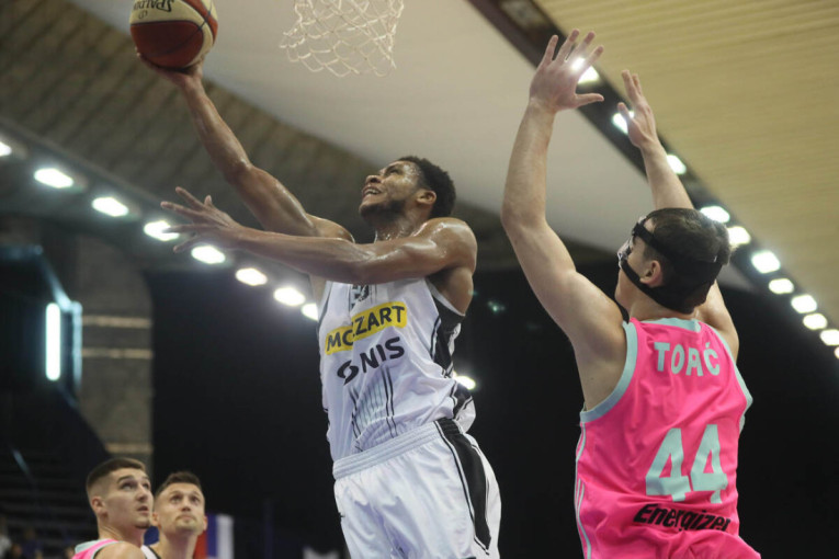 Mega šok za Partizan pred derbi! Senzacija - Valjak pao uz zvuk sirene!