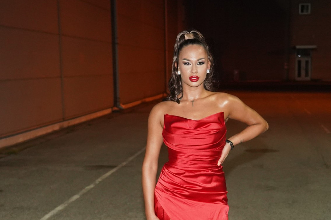 Porodila se bivša zadrugarka! Na svet donela ćerku, a odabrala je nesvakidašnje ime