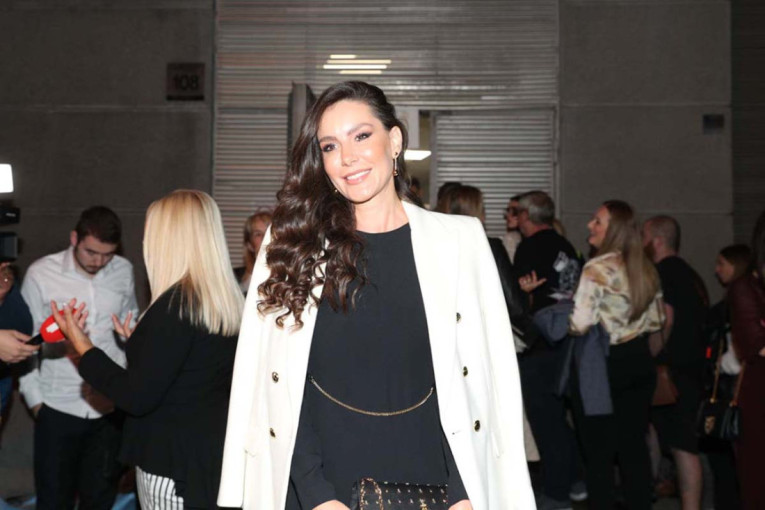 "Prevarili smo jedno drugo!" Voditeljka se razvela nakon godinu dana braka: Nisam mogla da budem sama!