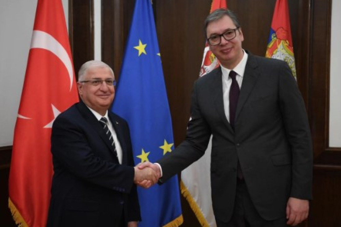 Vučić sa sastao turskim ministrom odbrane: Poseta će doprineti važnoj ulozi koju Srbija i Turska imaju u pogledu očuvanja mira na Balkanu